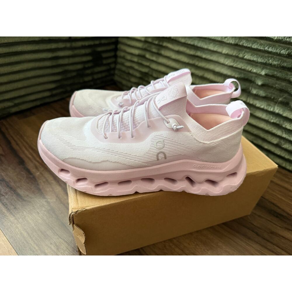On Running CloudTech Phase Pink Knit Sneakers Women’s Athletic Shoes Lifestyle